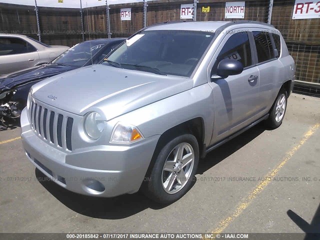 1J8FF47W57D122794 - 2007 JEEP COMPASS SILVER photo 2