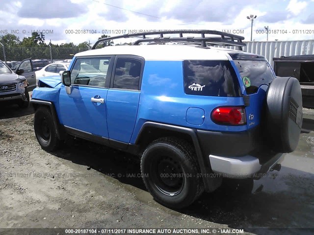 JTEZU11F38K007489 - 2008 TOYOTA FJ CRUISER Light Blue photo 3