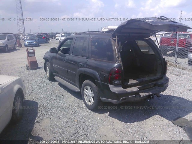 1GNDT13S132124628 - 2003 CHEVROLET TRAILBLAZER  GRAY photo 3