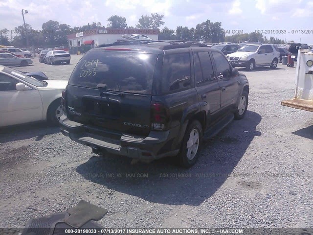 1GNDT13S132124628 - 2003 CHEVROLET TRAILBLAZER  GRAY photo 4