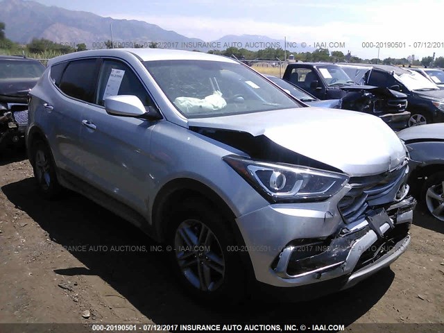 5XYZTDLB8HG465781 - 2017 HYUNDAI SANTA FE SPORT  SILVER photo 1