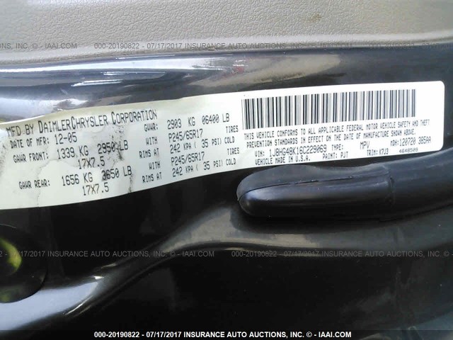 1J8HG48K16C229069 - 2006 JEEP COMMANDER GREEN photo 9