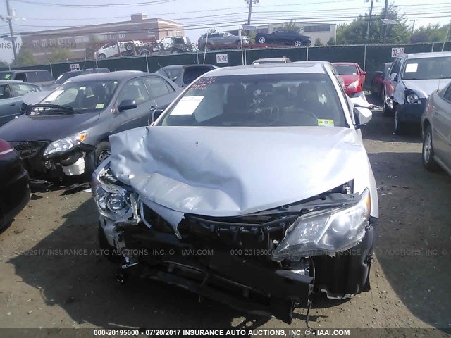 4T1BF1FK0CU515353 - 2012 TOYOTA CAMRY SE/LE/XLE SILVER photo 2