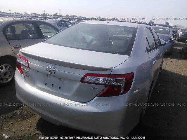 4T1BF1FK0CU515353 - 2012 TOYOTA CAMRY SE/LE/XLE SILVER photo 4