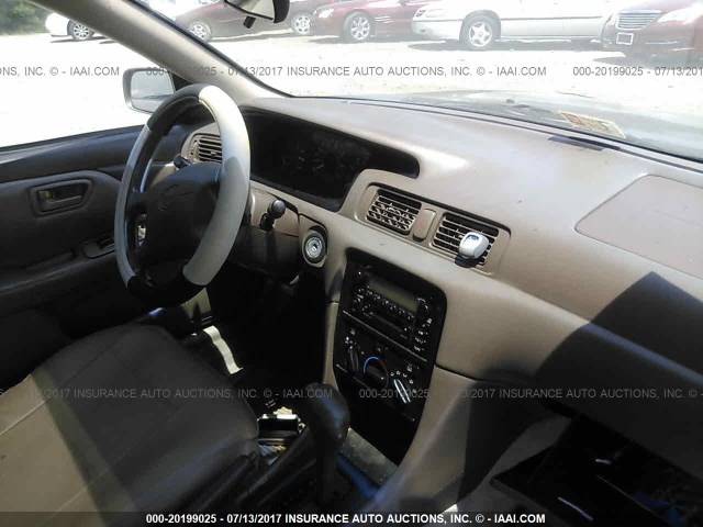 4T1BG22K51U090329 - 2001 TOYOTA CAMRY CE/LE/XLE 金色 照片 5