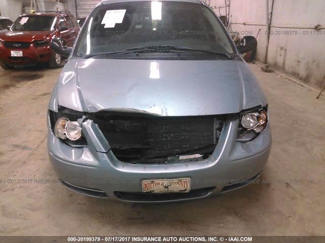 2A4GP54L16R729161 - 2006 CHRYSLER TOWN & COUNTRY TOURING BLUE photo 6
