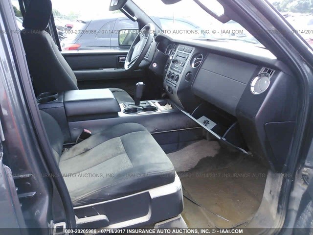 1FMFU16517LA04585 - 2007 FORD EXPEDITION XLT ნაცრისფერი ფოტო 5
