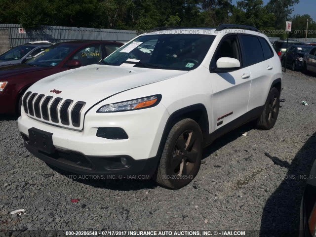 1C4PJMCS6GW254139 - 2016 JEEP CHEROKEE LATITUDE WHITE photo 2