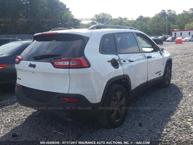 1C4PJMCS6GW254139 - 2016 JEEP CHEROKEE LATITUDE WHITE photo 4