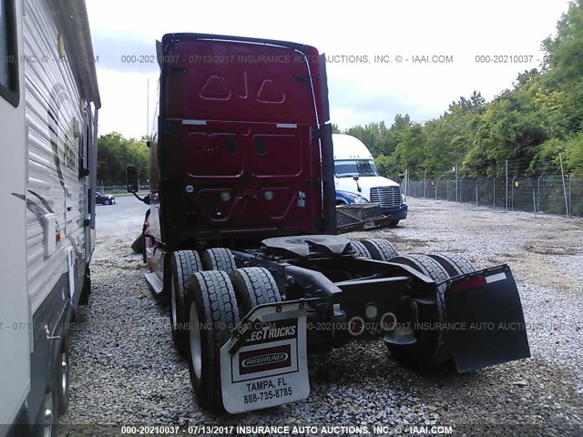 1FUJGLBG7CLBC8578 - 2012 FREIGHTLINER CASCADIA 125  RED photo 3