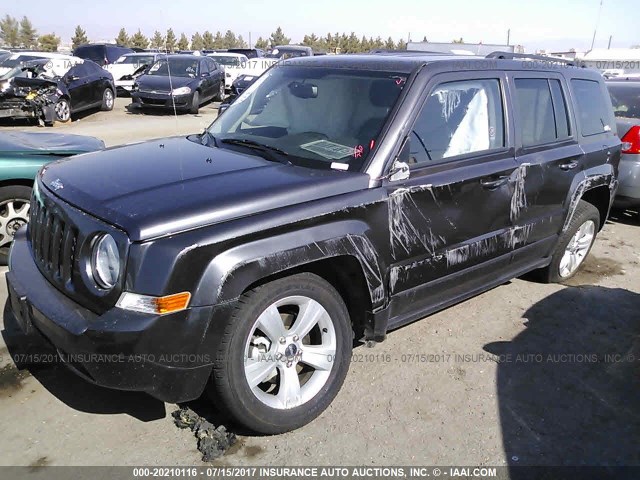 1C4NJRFB3HD209043 - 2017 JEEP PATRIOT LATITUDE GRAY photo 2