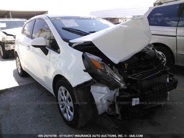 KNADM4A33E6356241 - 2014 KIA RIO LX Սպիտակ լուսանկար 1