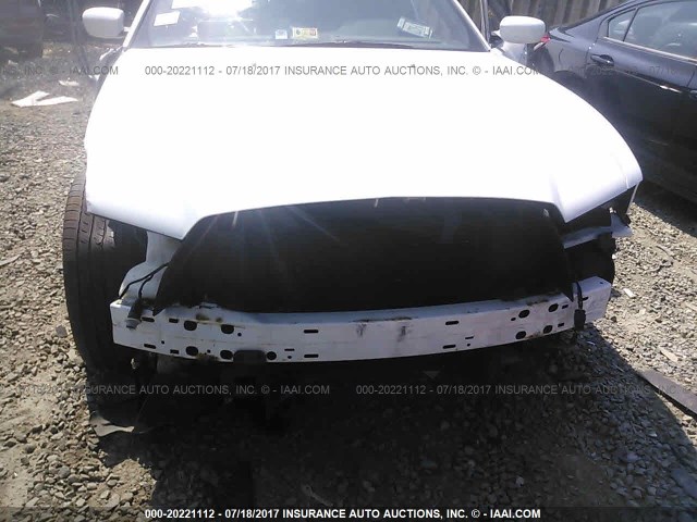 2B3CL5CT4BH571675 - 2011 DODGE CHARGER R/T WHITE photo 6