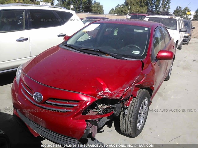 5YFBU4EE6DP122771 - 2013 TOYOTA COROLLA S/LE RED photo 2