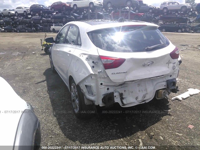 KMHD35LE1DU058142 - 2013 HYUNDAI ELANTRA GT WHITE photo 3