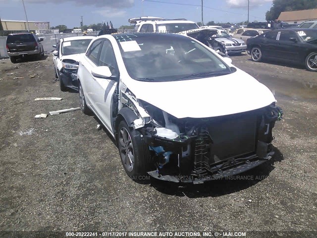 KMHD35LE1DU058142 - 2013 HYUNDAI ELANTRA GT WHITE photo 6