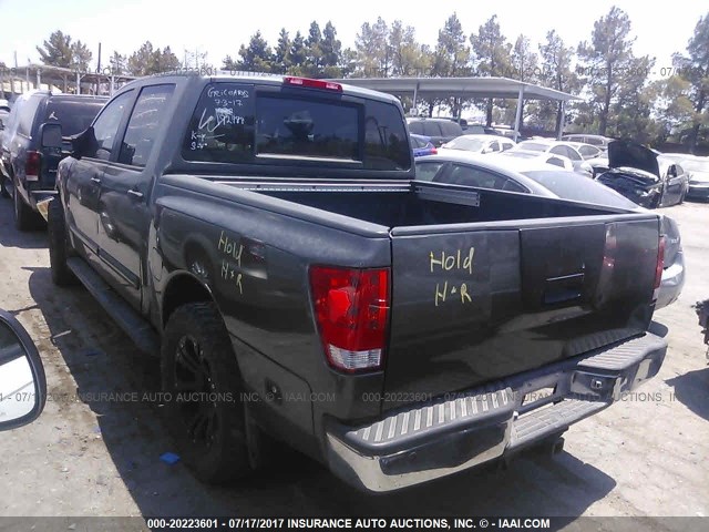 1N6BA07A25N573753 - 2005 NISSAN TITAN XE/SE/LE GRAY photo 3