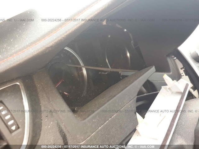 4T1BF1FKXGU212750 - 2016 TOYOTA CAMRY LE/XLE/SE/XSE WHITE photo 7