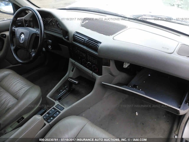 WBAHD6321SGK85693 - 1995 BMW 525 I AUTOMATIC GOLD photo 5