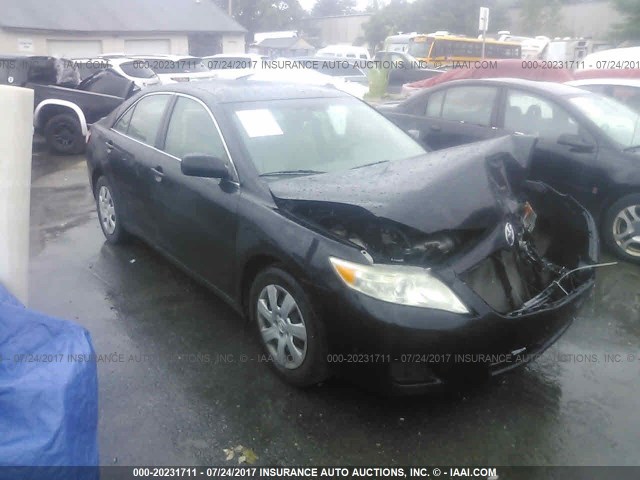 4T4BF3EK5BR093078 - 2011 TOYOTA CAMRY SE/LE/XLE შავი ფოტო 1