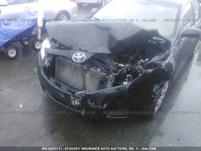 4T4BF3EK5BR093078 - 2011 TOYOTA CAMRY SE/LE/XLE შავი ფოტო 6