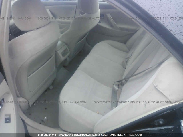 4T4BF3EK5BR093078 - 2011 TOYOTA CAMRY SE/LE/XLE შავი ფოტო 8