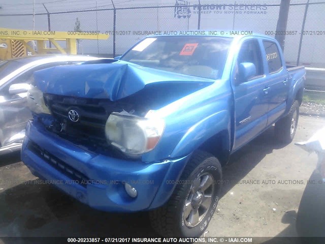 3TMLU42N95M001542 - 2005 TOYOTA TACOMA DOUBLE CAB ლურჯი ფოტო 2