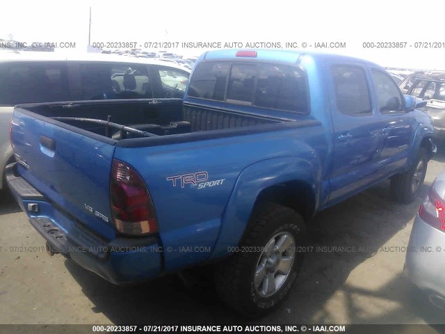 3TMLU42N95M001542 - 2005 TOYOTA TACOMA DOUBLE CAB ლურჯი ფოტო 4