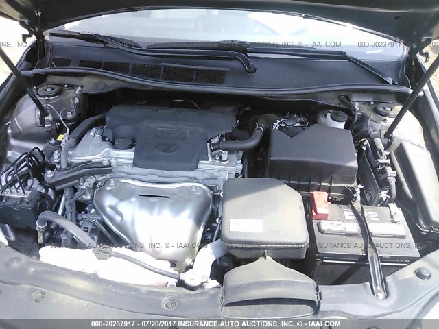 4T1BF1FK8HU618544 - 2017 TOYOTA CAMRY LE/XLE/SE/XSE Gris photo 10