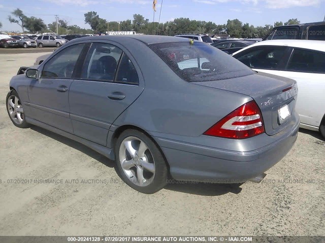 WDBRF40JX5F673418 - 2005 MERCEDES-BENZ C 230K SPORT SEDAN Light Blue photo 3