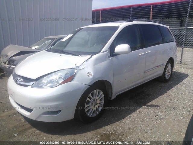 5TDZK22C28S214162 - 2008 TOYOTA SIENNA XLE/XLE LIMITED WHITE photo 2