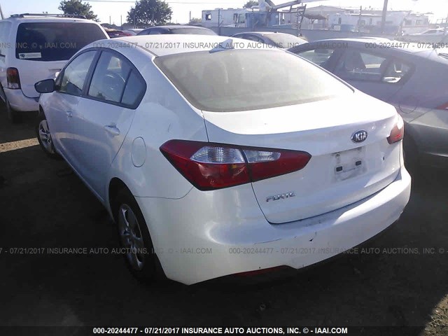 KNAFK4A61E5073772 - 2014 KIA FORTE LX WHITE photo 3