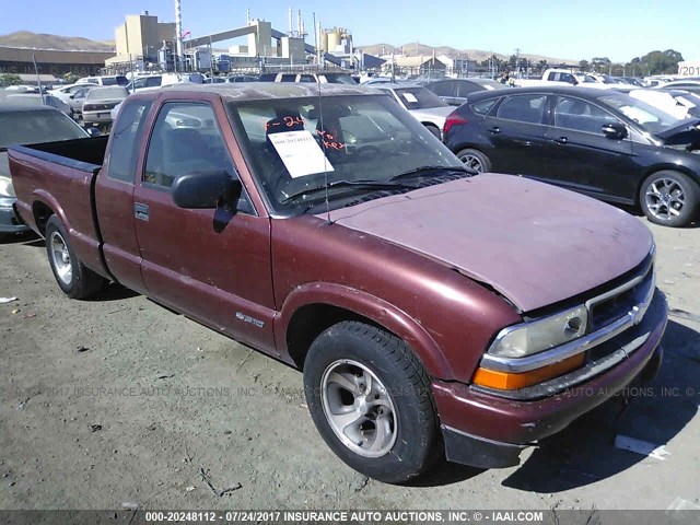 1GCCS19X2W8102200 - 1998 CHEVROLET S TRUCK S10 BURGUNDY photo 1