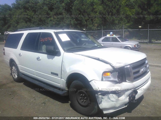 1FMFK16518LA12631 - 2008 FORD EXPEDITION EL XLT WHITE photo 1