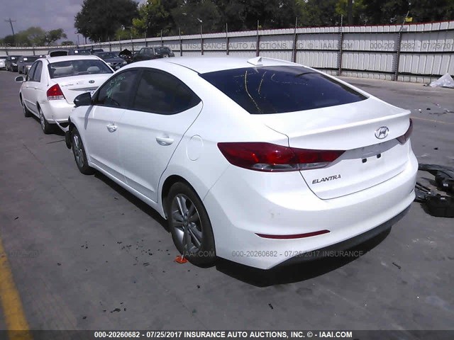 5NPD84LFXHH084389 - 2017 HYUNDAI ELANTRA SE/VALUE/LIMITED WHITE photo 3