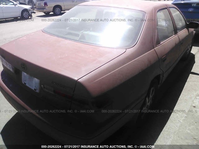 JT2BF22K4X0184878 - 1999 TOYOTA CAMRY LE/XLE Braun Foto 4