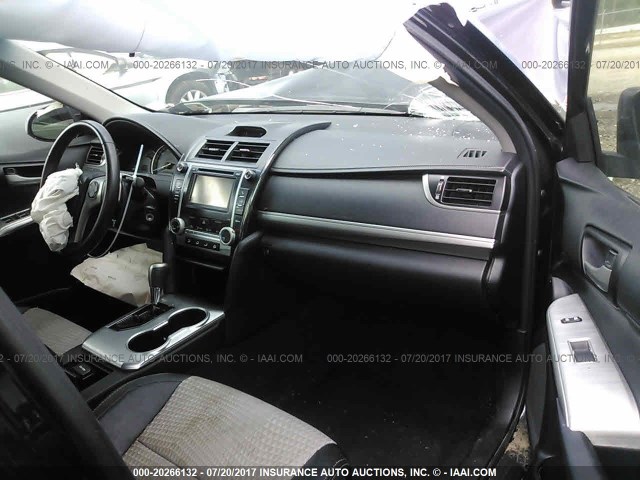 4T1BF1FK1DU242408 - 2013 TOYOTA CAMRY L/SE/LE/XLE 黑色 照片 5