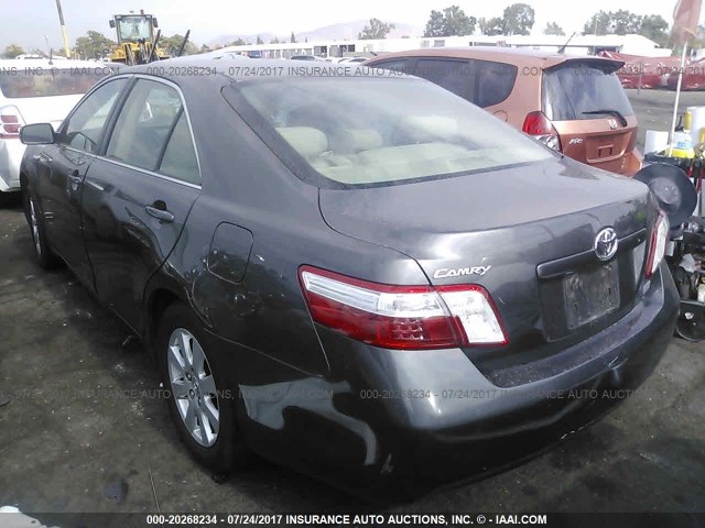 JTNBB46K573001006 - 2007 TOYOTA CAMRY NEW GENERAT HYBRID GRAY photo 3