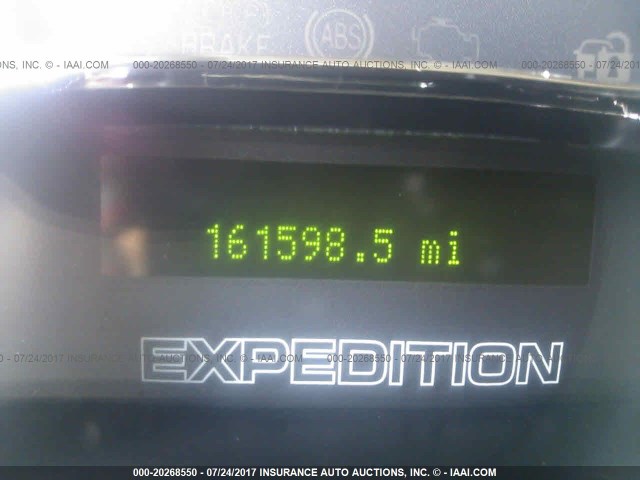 1FMJU1F52AEA63702 - 2010 FORD EXPEDITION XLT ნაცრისფერი ფოტო 7