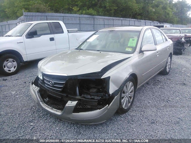 5NPEU46FX9H422404 - 2009 HYUNDAI SONATA SE/LIMITED GOLD photo 2