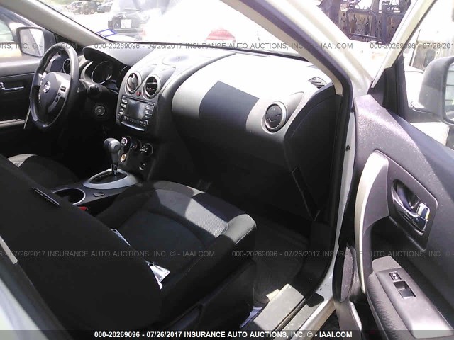 JN8AS5MV7DW125456 - 2013 NISSAN ROGUE S/SV WHITE photo 5