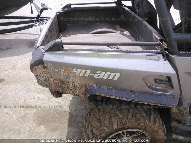 3JBKVXP19DJ000524 - 2013 CAN-AM COMMANDER 1000 LIMITED GRAY photo 9