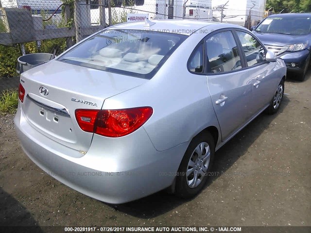 KMHDU4AD5AU920680 - 2010 HYUNDAI ELANTRA BLUE/GLS/SE SILVER photo 4