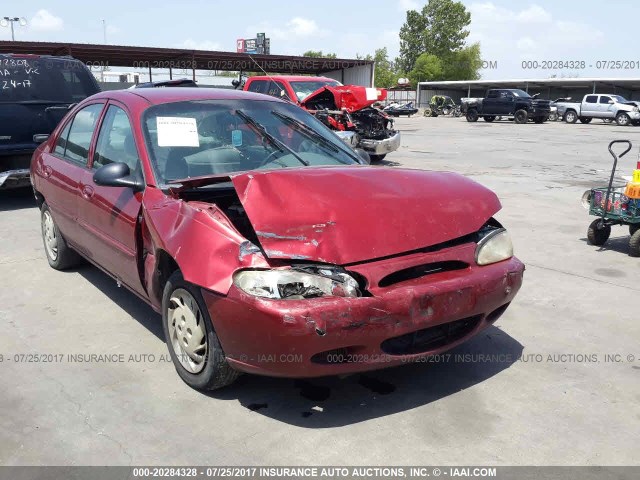 3FAFP13P42R174702 - 2002 FORD ESCORT RED photo 1