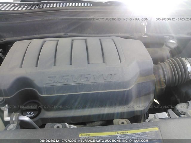 5GZEV33728J282292 - 2008 SATURN OUTLOOK XR/TOURING 银色 照片 10