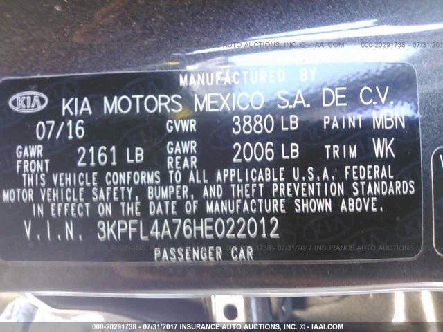 3KPFL4A76HE022012 - 2017 KIA FORTE LX/S GRAY photo 9