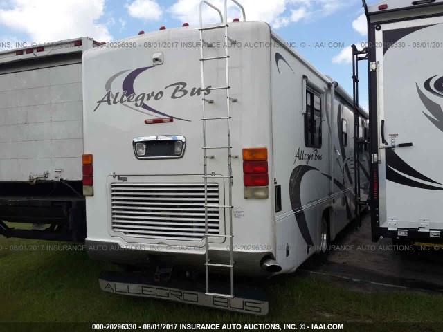 4UZAAHBS02CK15924 - 2002 FREIGHTLINER CHASSIS X LINE MOTOR HOME Unknown photo 4