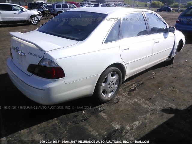 4T1BF28B24U358574 - 2004 TOYOTA AVALON XL/XLS WHITE photo 4