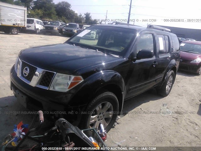 5N1AR18WX7C632114 - 2007 NISSAN PATHFINDER LE/SE/XE BLACK photo 2