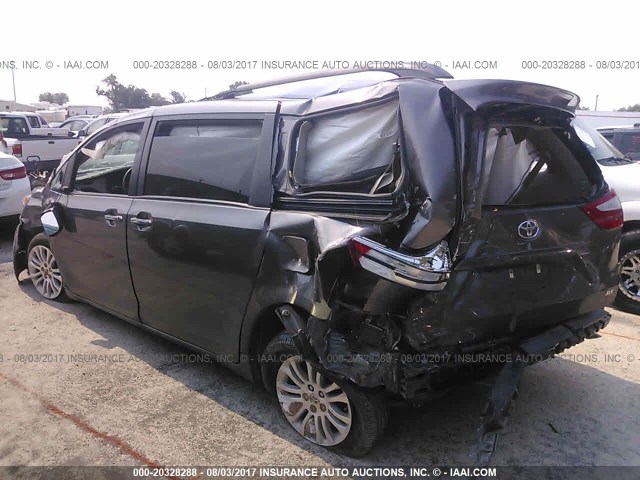 5TDYK3DC9FS580003 - 2015 TOYOTA SIENNA XLE/LIMITED GRAY photo 3